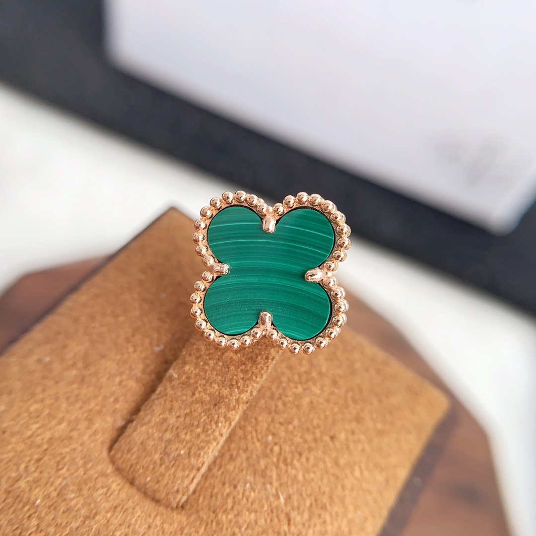 Van Cleef & Arpels -빈티지 알함브라 이어링