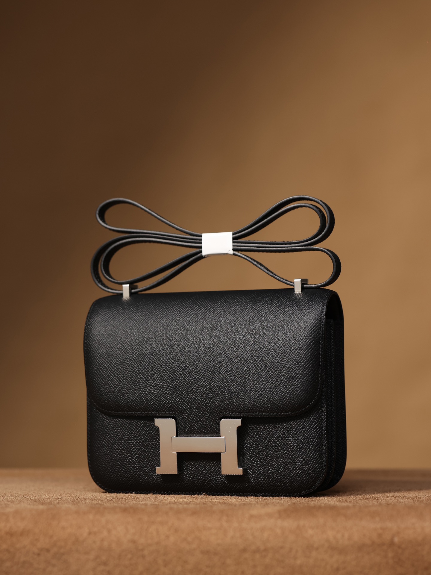 M9 Hermès Constance 19 Epsom