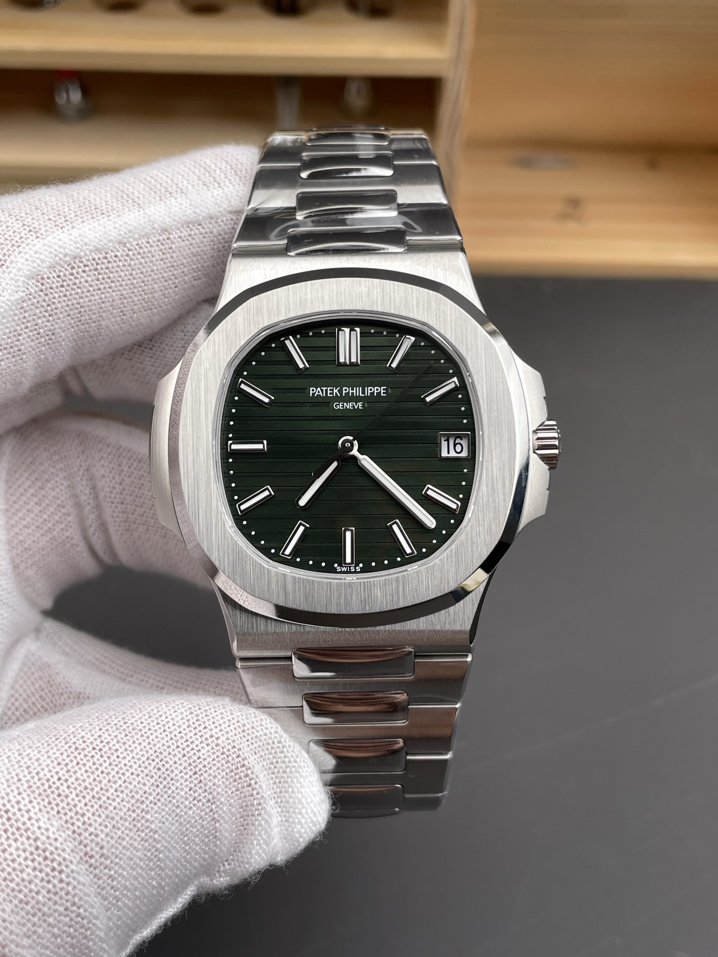 BBF l 324 / 330 무브먼트 l 40mm l 파텍필립 노틸러스 5711