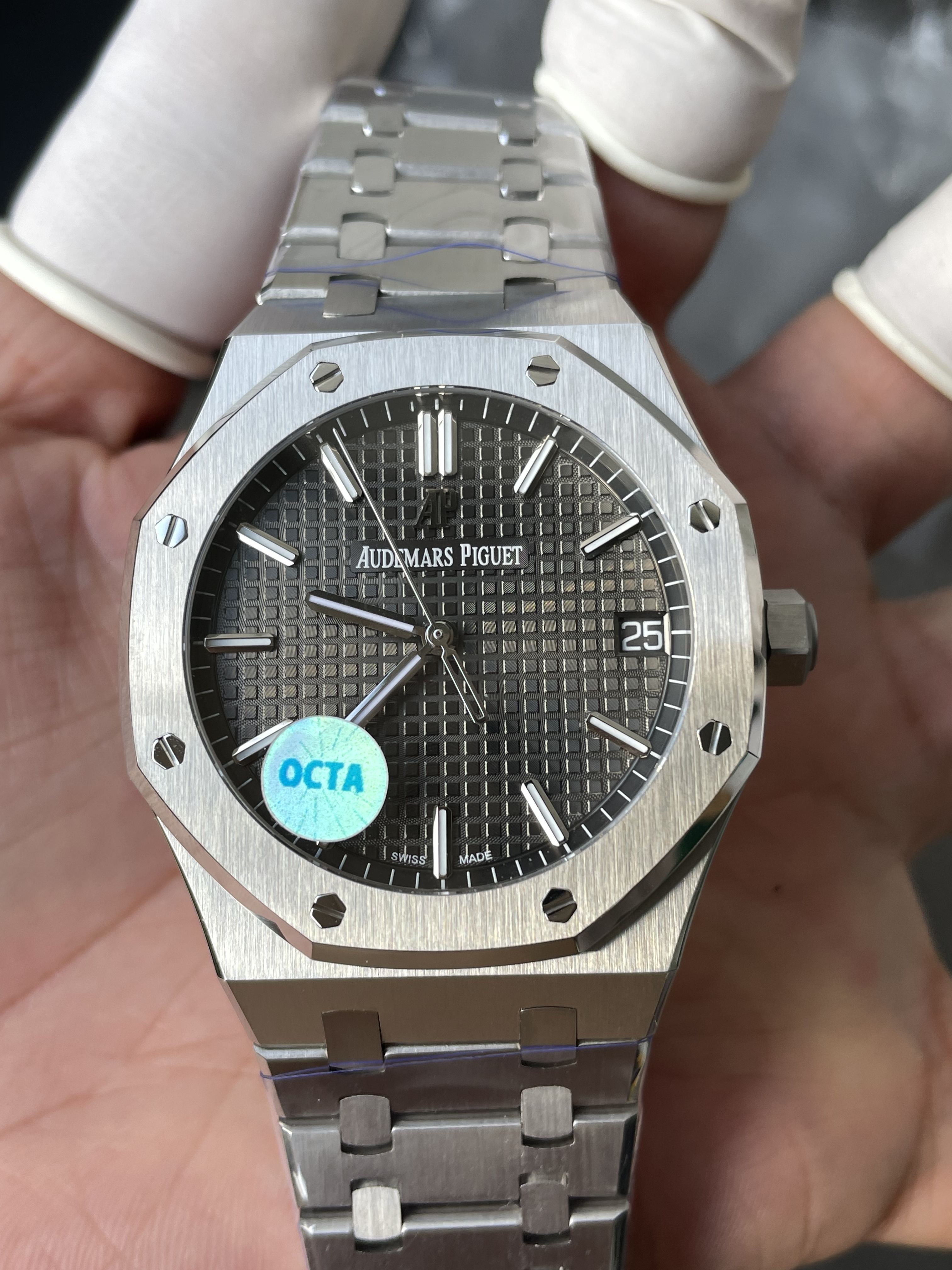 OCTA l 4302 프리스프렁 l41mm l  오데마 피게 로열오크 15500