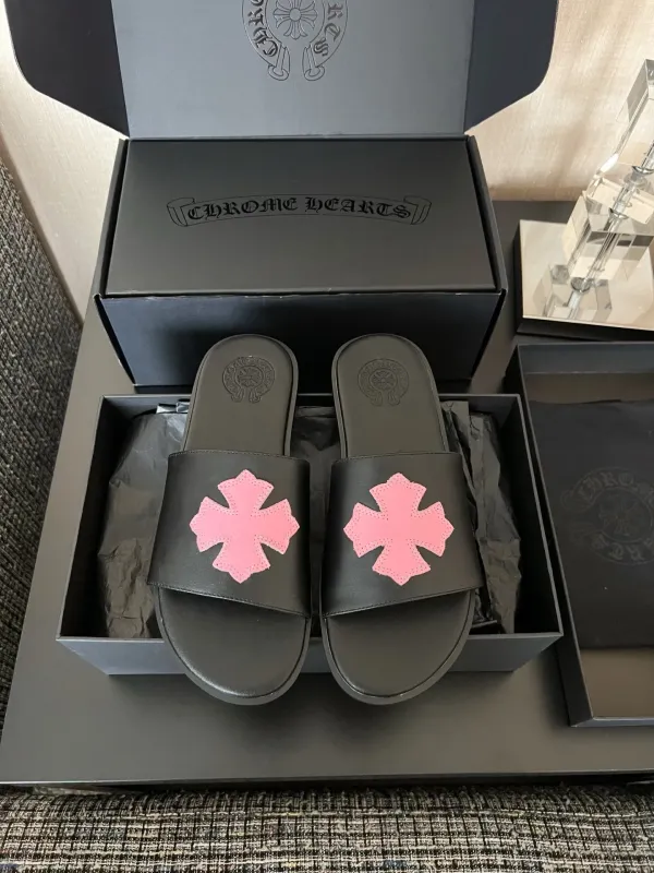 Chrome Hearts