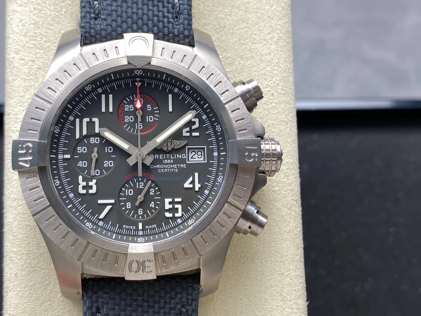 TF| Asia 7750 | 45mm | Breitling Avenger Chronograph 45